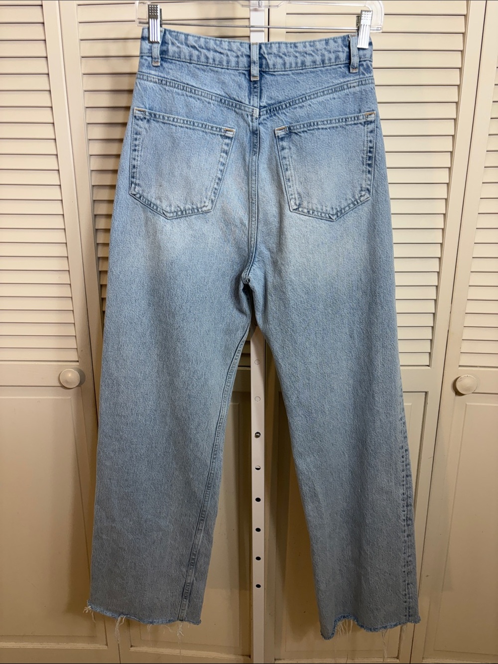 Reformation Wilder High Rise Wide Leg Cropped Jeans Tenaya Destroyed Hem Size 26 - Picture 6 of 11